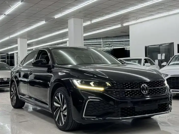 Volkswagen Passat 2023 Model 330TSI Starry sky Elite Edition – фото 3
