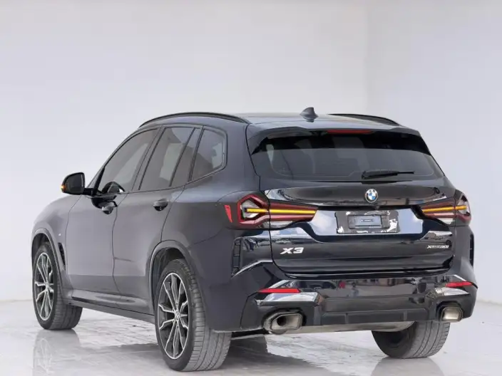 BMW X3 2023 Model xDrive30i Leading Model M Night Set – фото 4