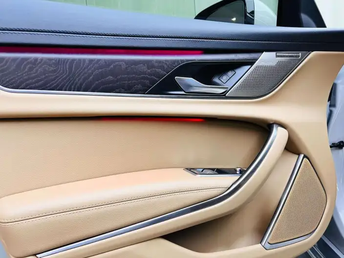 Jaguar XFL 2024 Model 2.0T P250 2WD Exclusive Deluxe Edition – фото 8