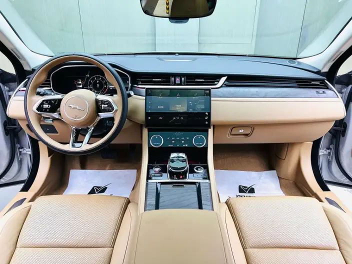 Jaguar XFL 2024 Model 2.0T P250 2WD Exclusive Deluxe Edition – фото 9