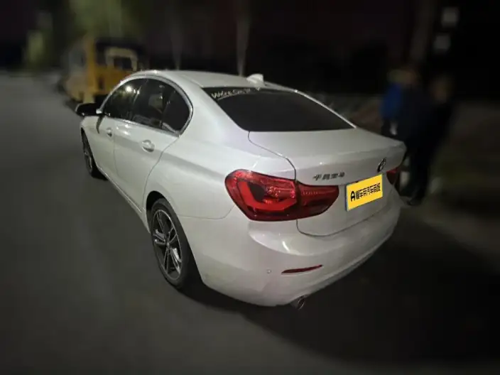BMW 1 Series 2020 Model 120i Fashion Model – фото 4
