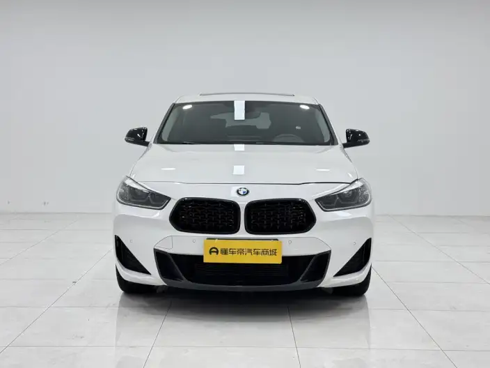 BMW X2 2023 Model sDrive25i M Sports Night Edition – фото 2