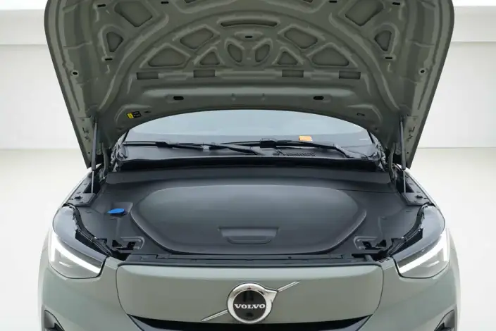 Volvo C40 EV 2022 Model Long Battery Life Pro Edition PRO – фото 6