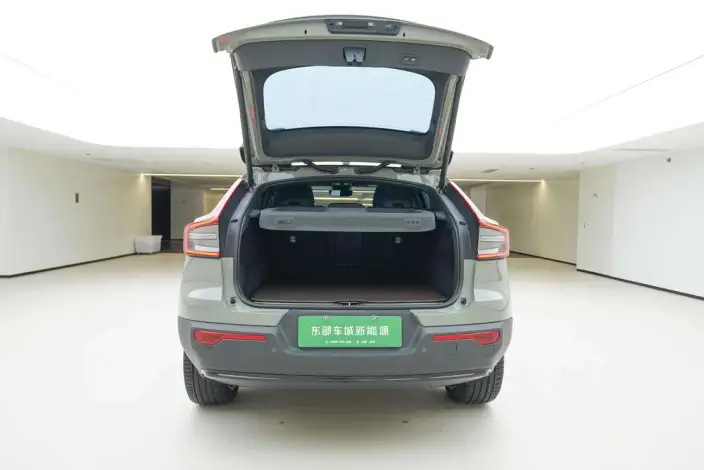 Volvo C40 EV 2022 Model Long Battery Life Pro Edition PRO – фото 8