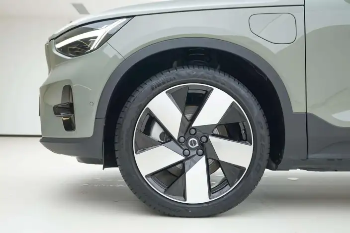 Volvo C40 EV 2022 Model Long Battery Life Pro Edition PRO – фото 10
