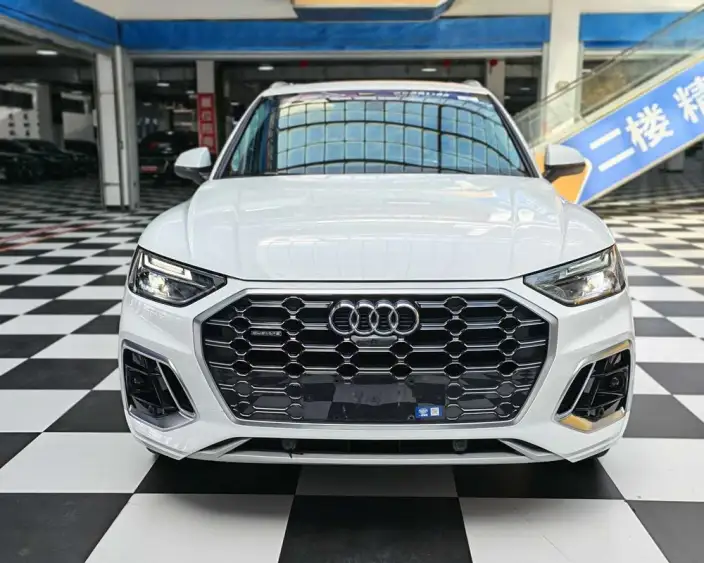 Audi Q5L 2022 Model Facelift 40T Luxury Dynamic Model – фото 2