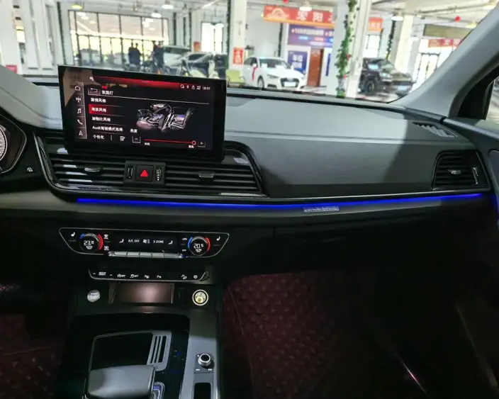 Audi Q5L 2022 Model Facelift 40T Luxury Dynamic Model – фото 10
