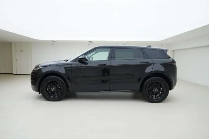 Range Rover Evoque 2026 Model Range Rover Evoque L 2.0T SE – фото 3