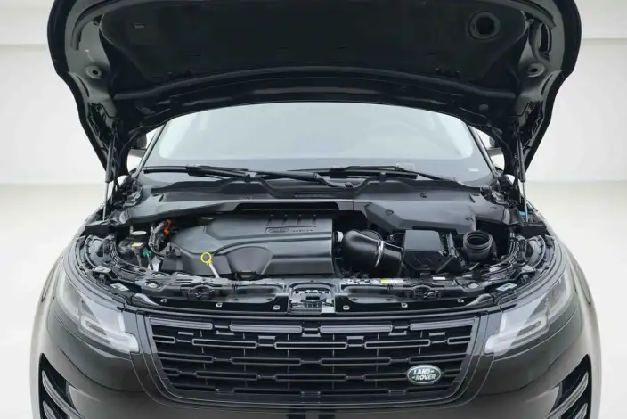 Range Rover Evoque 2026 Model Range Rover Evoque L 2.0T SE – фото 6