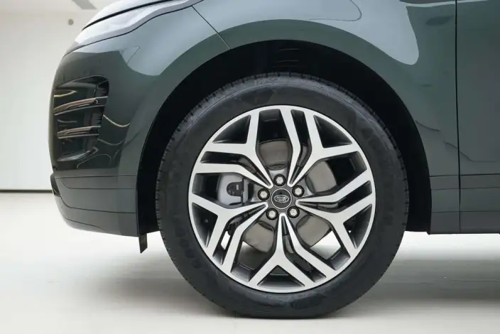 Range Rover Evoque 2026 Model Range Rover Evoque L 2.0T SE – фото 6
