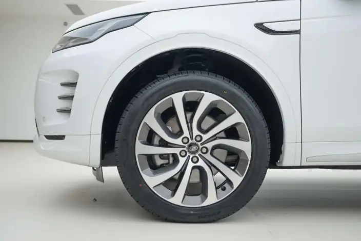 Land Rover Discovery Sport 2024 Model 249PS R-Dynamic SE Performance Technology Edition 5 seat – фото 8