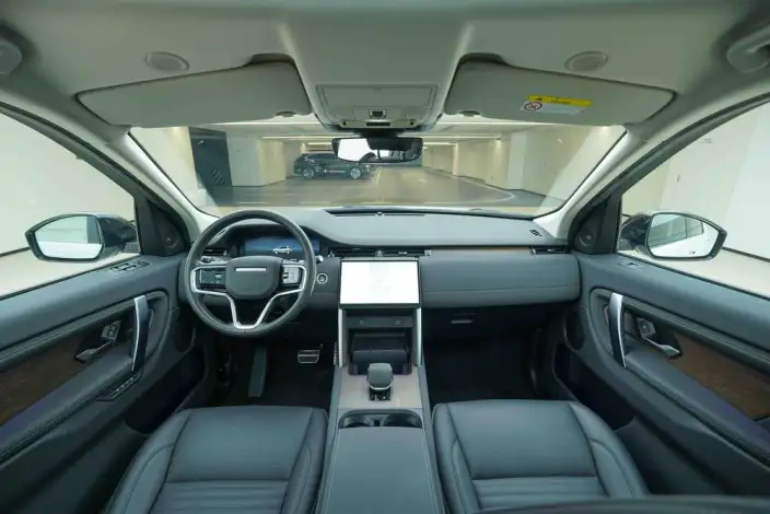 Land Rover Discovery Sport 2024 Model 249PS R-Dynamic SE Performance Technology Edition 5 seat – фото 9