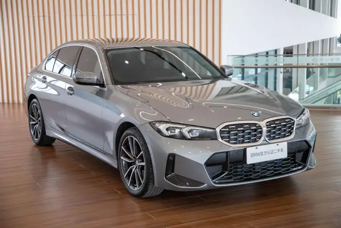 BMW 3 Series 2025 Model 325Li M Sports Set – фото 3