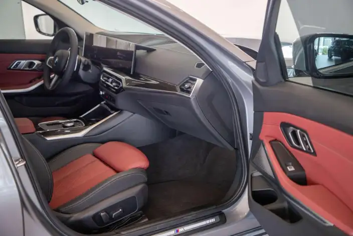 BMW 3 Series 2025 Model 325Li M Sports Set – фото 8