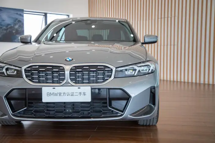 BMW 3 Series 2025 Model 325Li M Sports Set – фото 10
