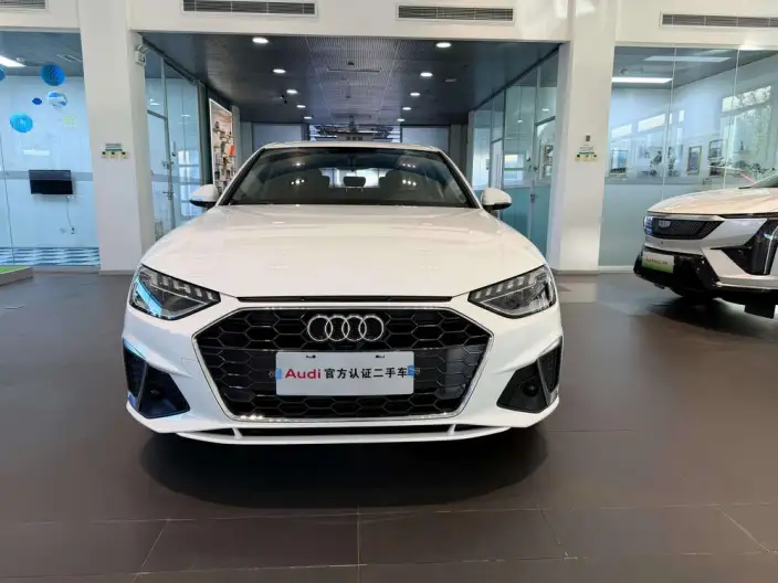 Audi A4 L 2020 Model 40 TFSI Fashion Dynamic Model – фото 2