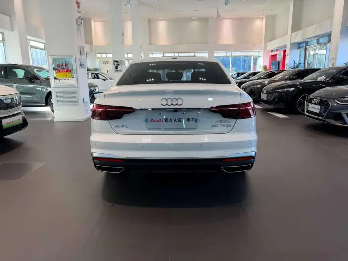 Audi A4 L 2020 Model 40 TFSI Fashion Dynamic Model – фото 3