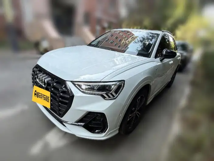AUDI Q3 2022 Model 35 TFSI Enterprising Dynamic Model – фото 1