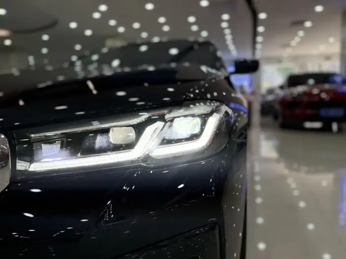 BMW 5 Series PHEV 2022 Model 535Le M Sports Set – фото 8