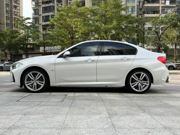 BMW 1 Series 2020 Model 125i Leading Model M Sports Set – фото 4
