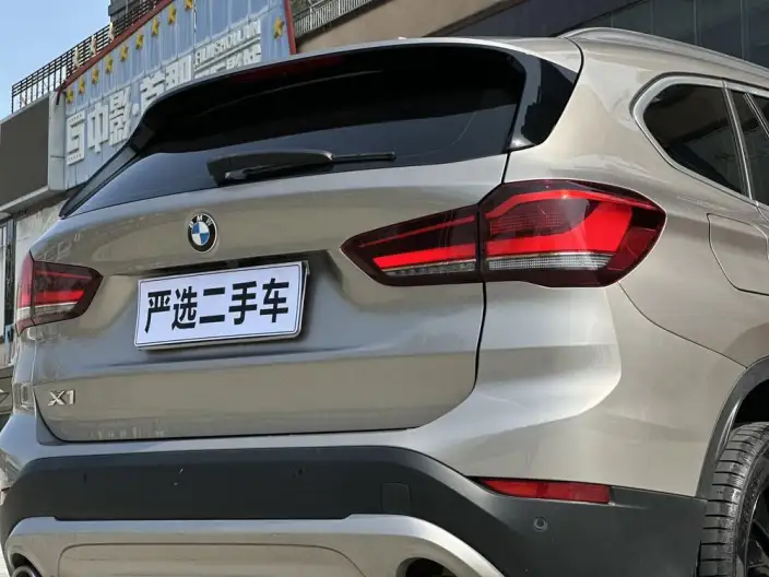BMW X1 2022 Model sDrive20Li Fashion Model – фото 9