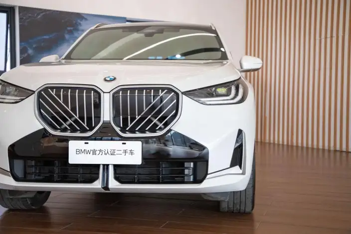 BMW X3 2025 Model xDrive30L Leading Model M Sports Set – фото 10