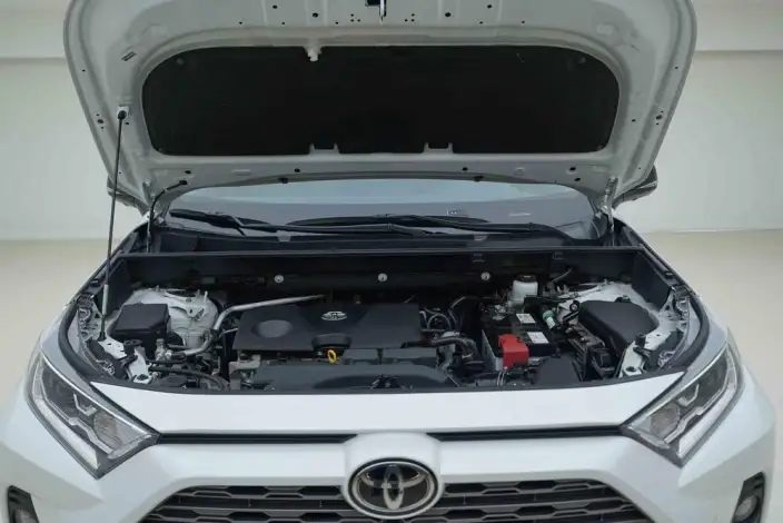 Toyota RAV4 2022 Model 2.0L CVT 4WD Premium Edition – фото 6