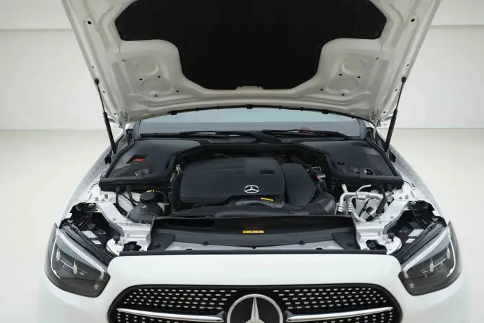 Mercedes-Benz E-Class 2023 Model E 260 L 4MATIC Sports sedan – фото 5