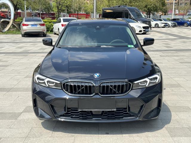 BMW 3 Series 2026 модификация 330Li M Sports Night Set – фото 2