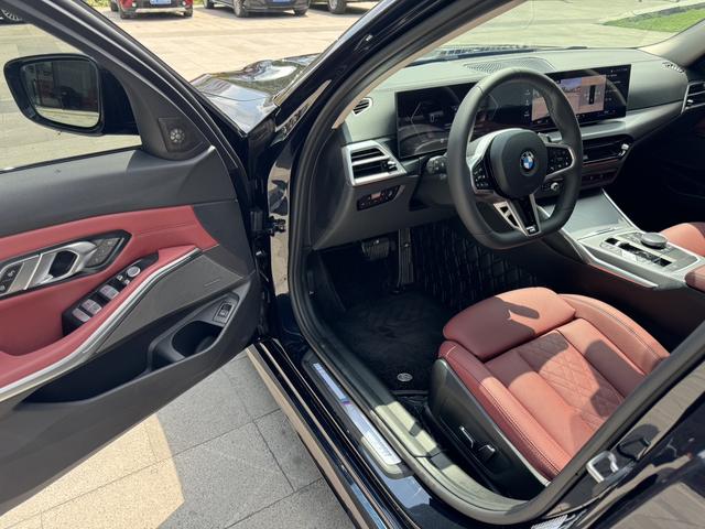 BMW 3 Series 2026 модификация 330Li M Sports Night Set – фото 8