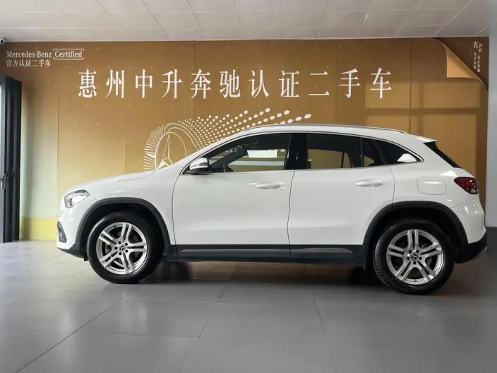 Mercedes-Benz GLA 2023 Model Facelift GLA 200 – фото 3