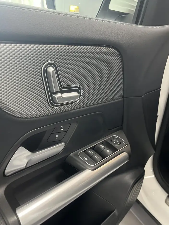 Mercedes-Benz GLA 2023 Model Facelift GLA 200 – фото 6