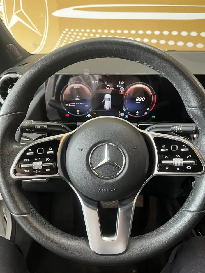 Mercedes-Benz GLA 2023 Model Facelift GLA 200 – фото 7
