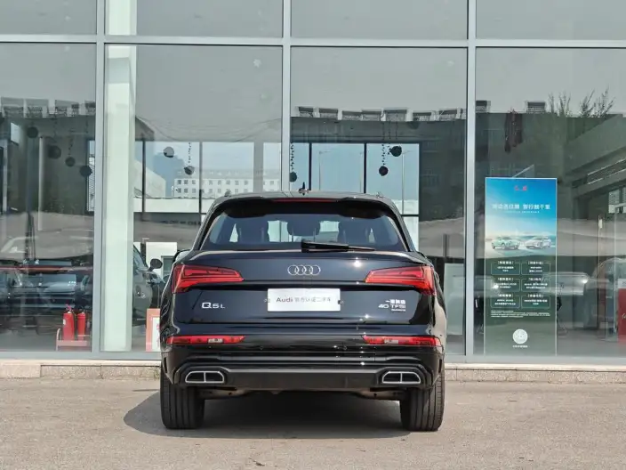 Audi Q5L 2025 Model 40TFSI Luxury Dynamic Model – фото 4