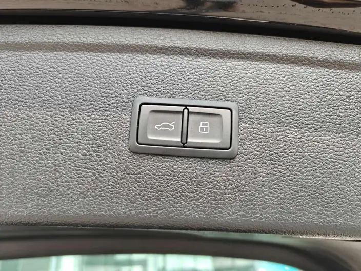 Audi Q5L 2025 Model 40TFSI Luxury Dynamic Model – фото 7