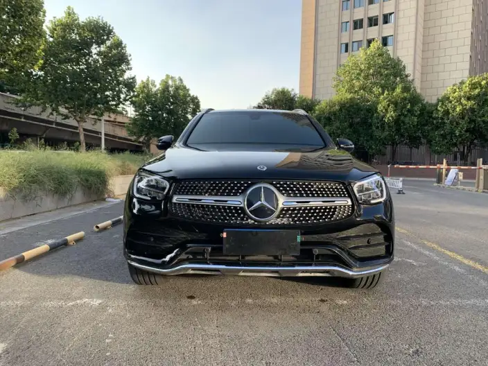 Mercedes-Benz GLC 2022 Model Facelift GLC 300 L 4MATIC Dynamic Model Collector Edition – фото 2