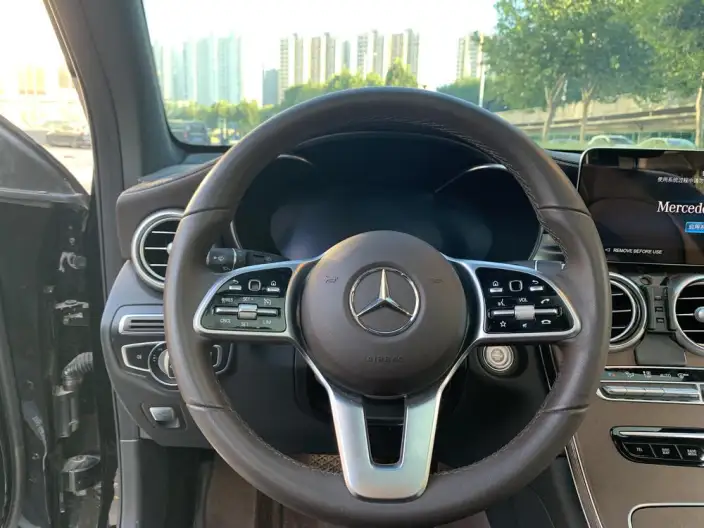 Mercedes-Benz GLC 2022 Model Facelift GLC 300 L 4MATIC Dynamic Model Collector Edition – фото 10