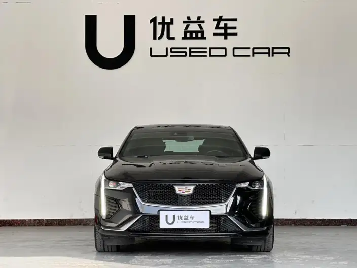 Cadillac CT4 2021 Model 28T Fashion Model – фото 2