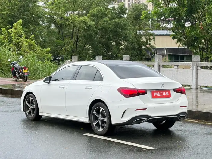 Mercedes-Benz A-class 2025 Model A 200 L Fashion Edition – фото 4