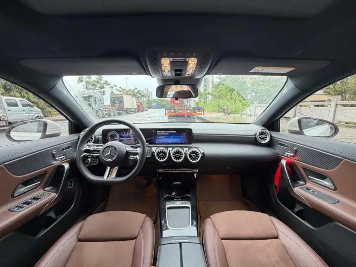Mercedes-Benz A-class 2025 Model A 200 L Fashion Edition – фото 7