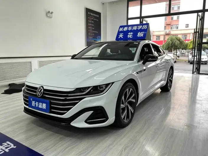 Volkswagen CC 2021 Model 380TSI Eye-catching version – фото 1
