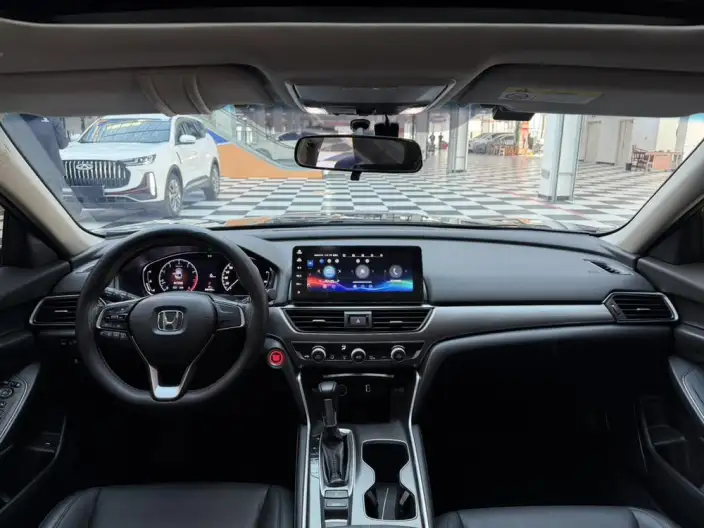 Honda Accord 2022 Model 260TURBO Deluxe Edition – фото 10