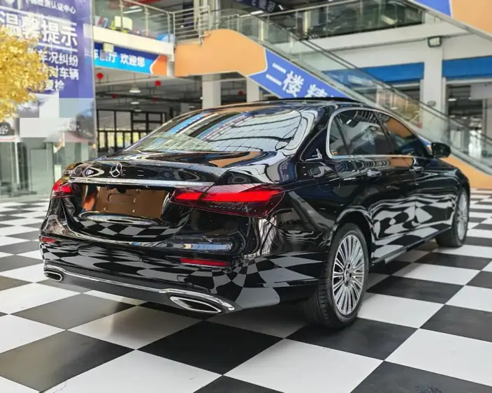 Mercedes-Benz E-Class 2021 Model E 300 L Fashion Model sedan – фото 6