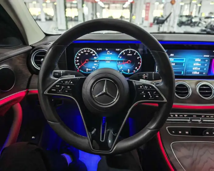 Mercedes-Benz E-Class 2021 Model E 300 L Fashion Model sedan – фото 8