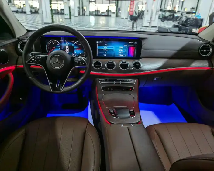 Mercedes-Benz E-Class 2021 Model E 300 L Fashion Model sedan – фото 9