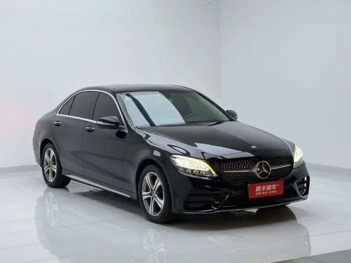 Mercedes-Benz C-Class 2020 Model C 260 L Sports Edition – фото 3