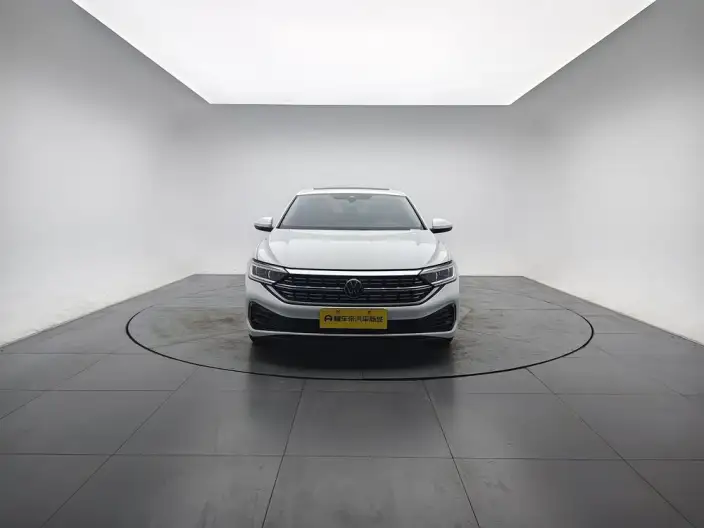 Volkswagen Sagitar 2023 Model 300TSI DSG Beyond Edition – фото 2