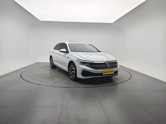 Volkswagen Sagitar 2023 Model 300TSI DSG Beyond Edition – фото 3