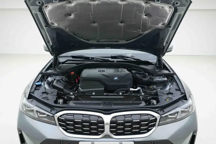 BMW 3 Series 2025 Model 325Li M Sports Set – фото 6