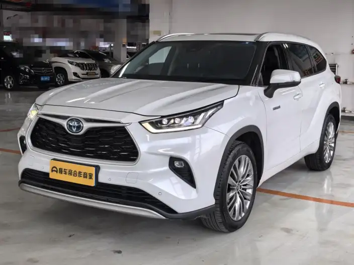 Toyota Highlander 2023 Model Hybrid 2.5L 4WD Premium Edition 7 seat – фото 1